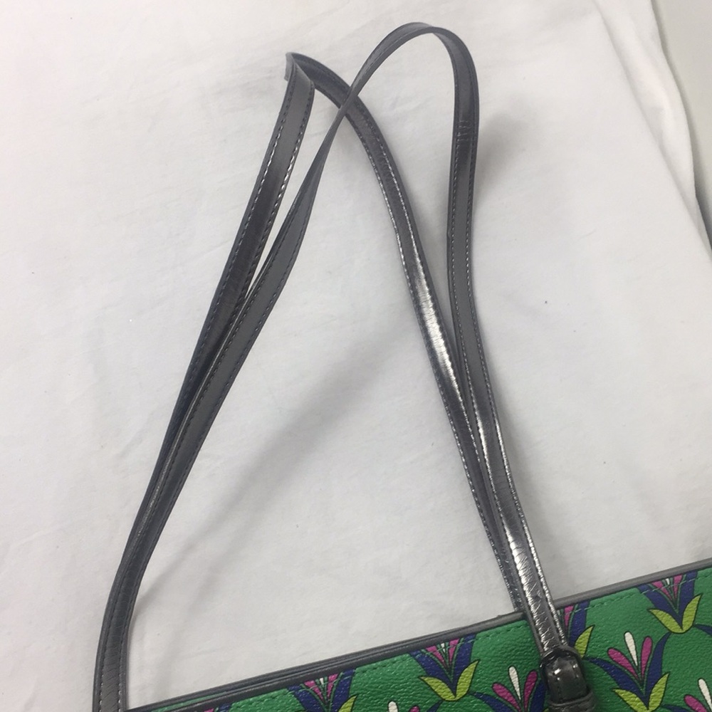 Vera Bradley tote - Picture 5 of 7